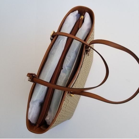 Handbag - Picture 3 of 4